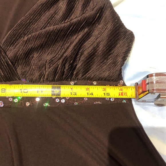 Ladies top - Picture 6 of 8